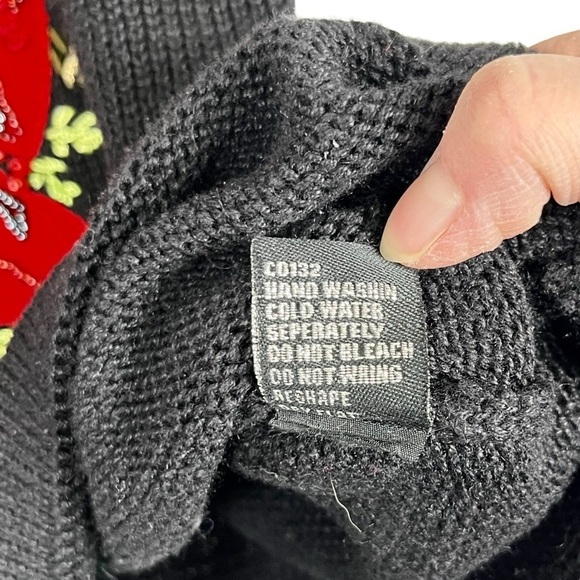 Lisa International Christmas Cardinals Black & Red Sweater Vest Size XL - Picture 11 of 13